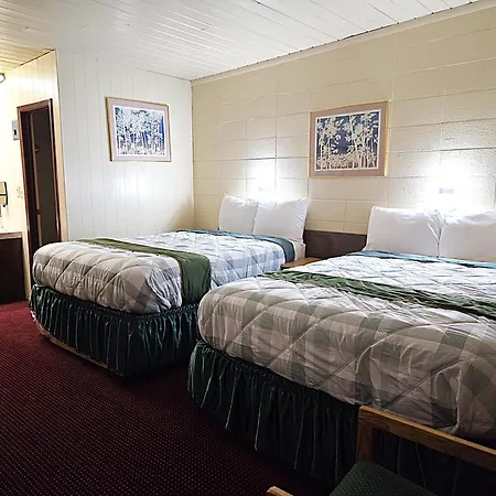 Town House Motor Inn